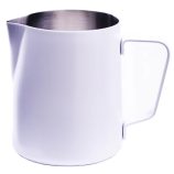 Tejhabosító/ Kiöntő fehér 590 ml