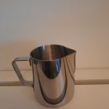 Tejhabosító/ Kiöntő inox 350ml