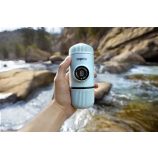 Wacaco Nanopresso hordozható kávéfőző őrölt kávéhoz, Jégkék + kemény védőtok
