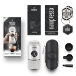Wacaco Nanopresso hordozható kávéfőző őrölt kávéhoz, Hidegfehér + kemény védőtok